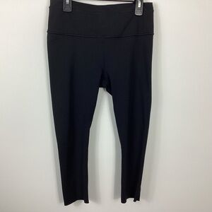 Athleta Accelerate Capri Leggings Size Small Petite